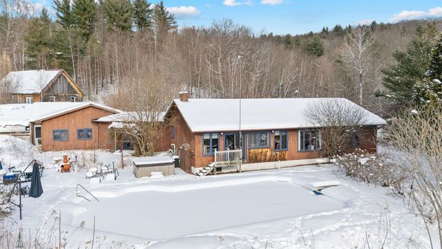 49 Nashville Road, Jericho, VT 05465