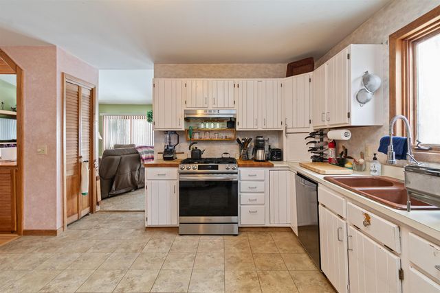 49 Nashville Road, Jericho, VT 05465