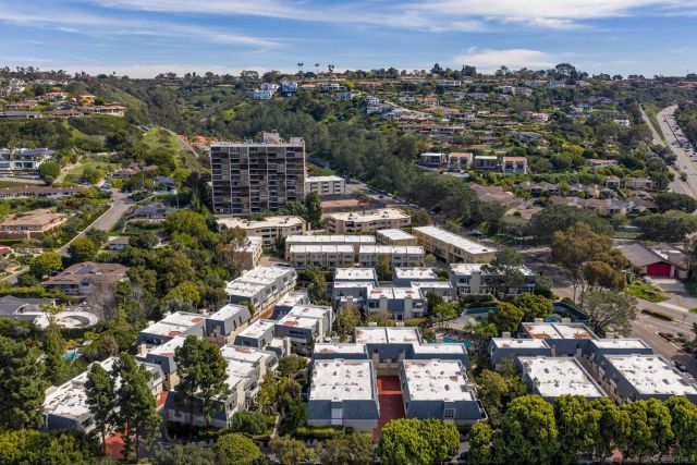 7975 Caminito Del Cid, La Jolla, CA 92037