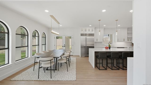 8711 Deer Leap, Boerne, TX 78015