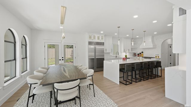 8711 Deer Leap, Boerne, TX 78015