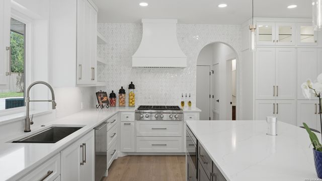 8711 Deer Leap, Boerne, TX 78015