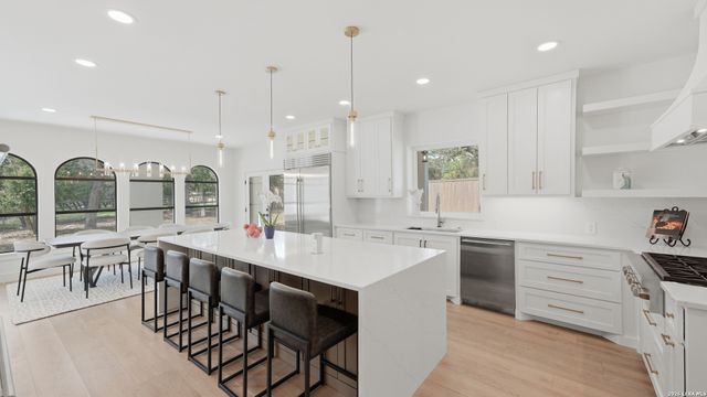 8711 Deer Leap, Boerne, TX 78015