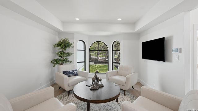 8711 Deer Leap, Boerne, TX 78015