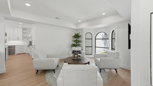 8711 Deer Leap, Boerne, TX 78015