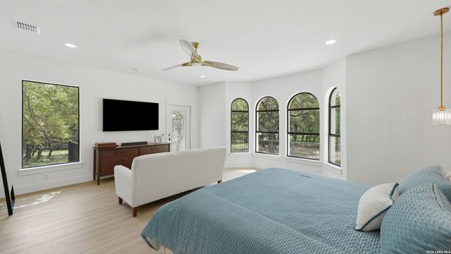 8711 Deer Leap, Boerne, TX 78015