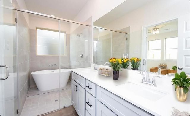 415 Zeus Mountains Drive, Crosby, TX 77532