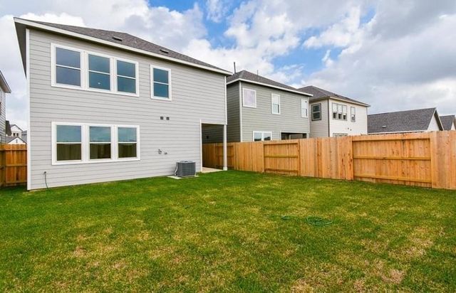 415 Zeus Mountains Drive, Crosby, TX 77532