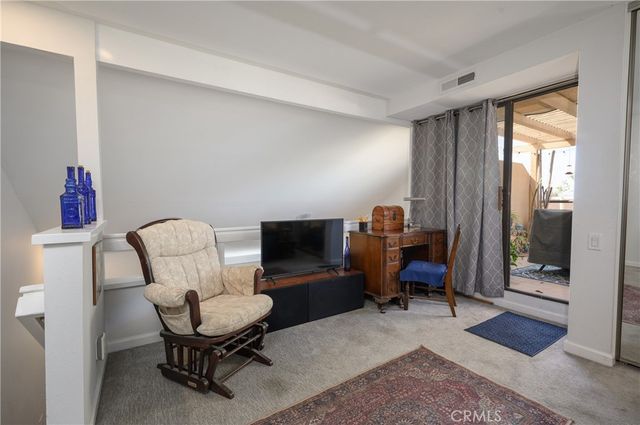 25671 Le Parc 8, Lake Forest, CA 92630