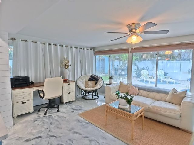 6107 9TH AVENUE W, Bradenton, FL 34209