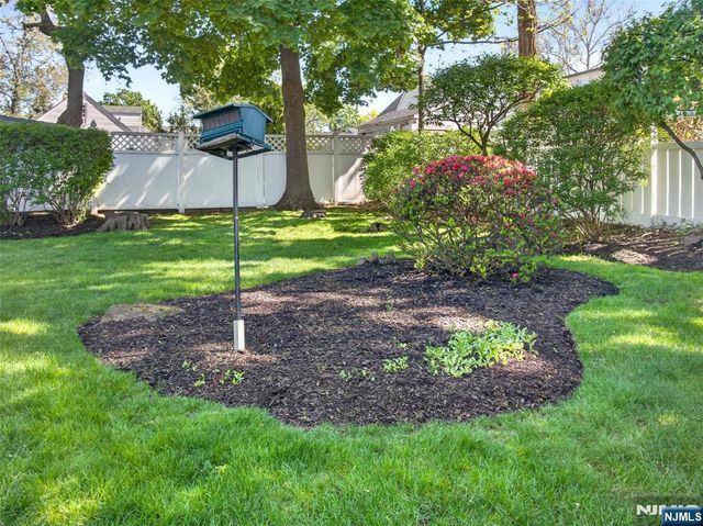 832 Summit Avenue, Hackensack, NJ 07601