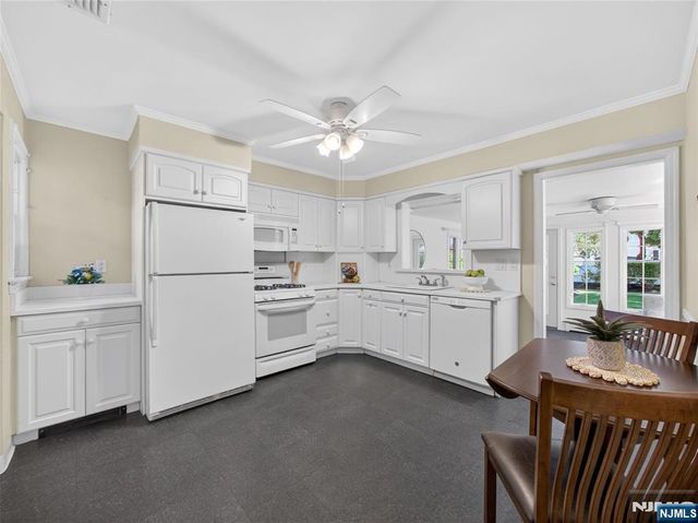 832 Summit Avenue, Hackensack, NJ 07601