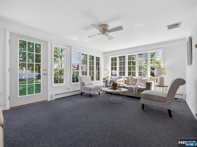 832 Summit Avenue, Hackensack, NJ 07601