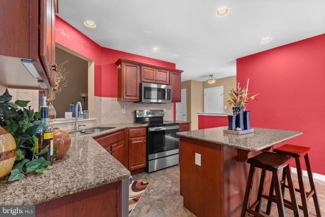 729 WESTLAND COURT, Mechanicsburg, PA 17055