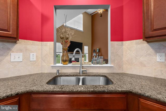 729 WESTLAND COURT, Mechanicsburg, PA 17055