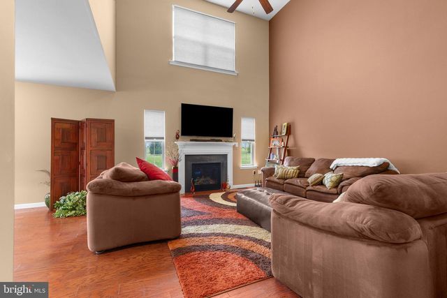 729 WESTLAND COURT, Mechanicsburg, PA 17055