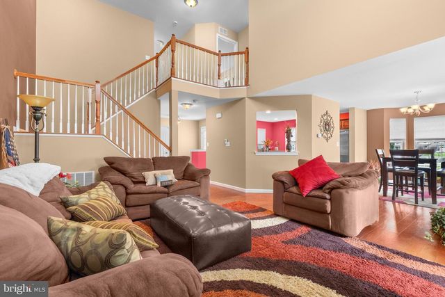 729 WESTLAND COURT, Mechanicsburg, PA 17055