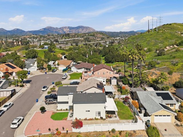 13849 Gorrion Ct, El Cajon, CA 92021