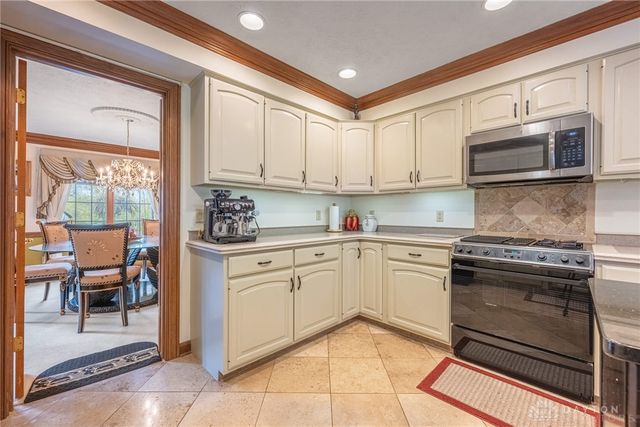 861 Kelsey Court, Washington Twp, OH 45458