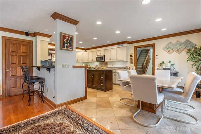 861 Kelsey Court, Washington Twp, OH 45458