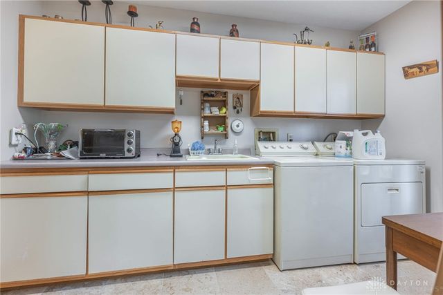 861 Kelsey Court, Washington Twp, OH 45458