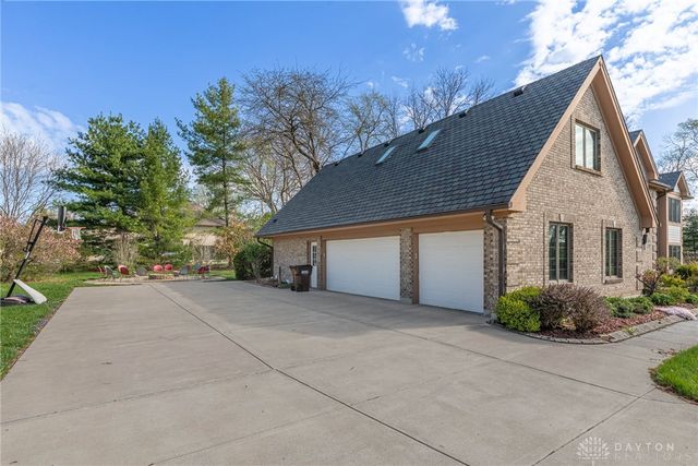 861 Kelsey Court, Washington Twp, OH 45458