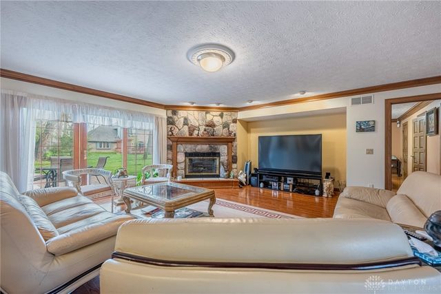 861 Kelsey Court, Washington Twp, OH 45458