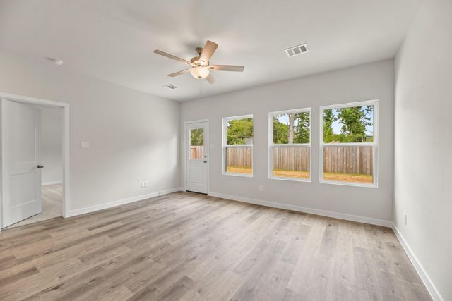 17801 Lionheart Road, Conroe, TX 77306