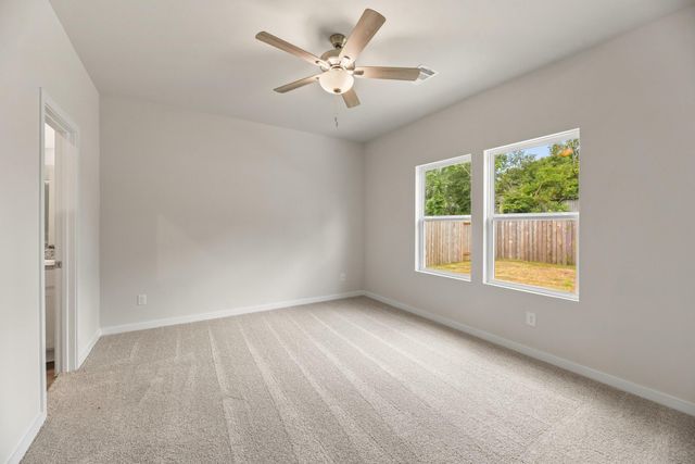17801 Lionheart Road, Conroe, TX 77306