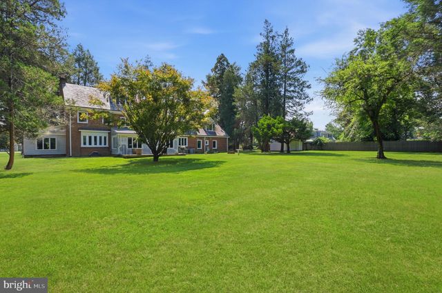 2007 MAKEFIELD RD, Yardley, PA 19067