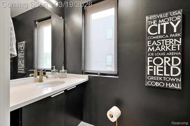 1531 Pallister Street, Detroit, MI 48206