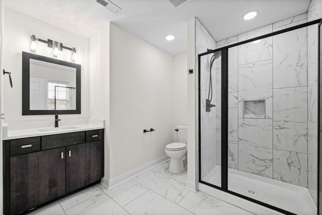 1057 Charles Thomas Dr, Clarksville, TN 37042