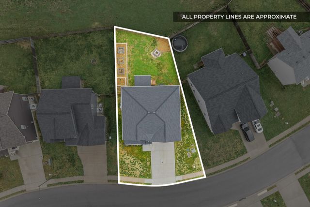 1057 Charles Thomas Dr, Clarksville, TN 37042