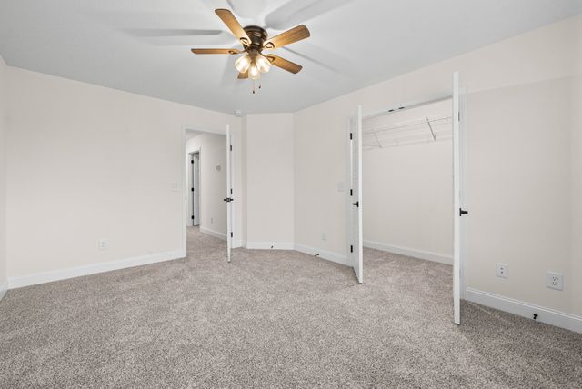 1057 Charles Thomas Dr, Clarksville, TN 37042