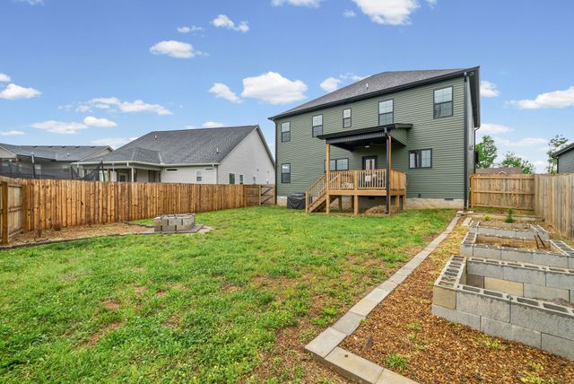 1057 Charles Thomas Dr, Clarksville, TN 37042