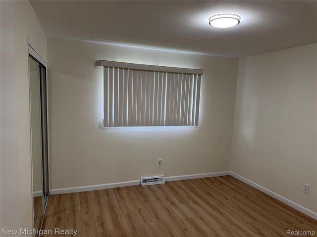 4741 Bloomfield Drive, Sterling Heights, MI 48310