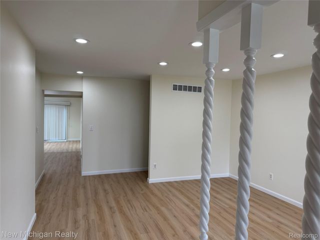 4741 Bloomfield Drive, Sterling Heights, MI 48310