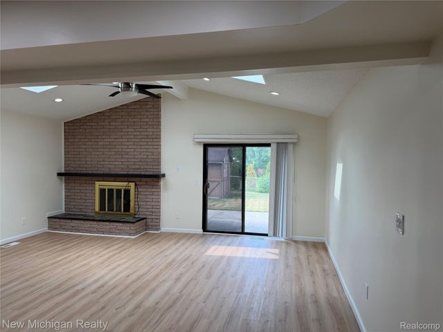 4741 Bloomfield Drive, Sterling Heights, MI 48310