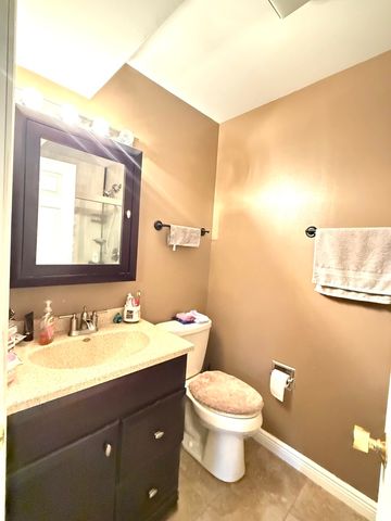 511 Coventry Lane 3, Crystal Lake, IL 60014