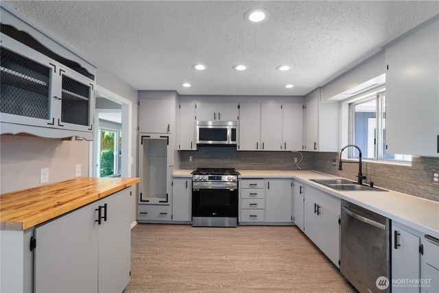9341 Littlerock Road SW, Olympia, WA 98512