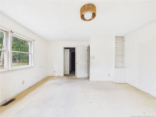 6204 Rannock Drive, Fayetteville, NC 28304