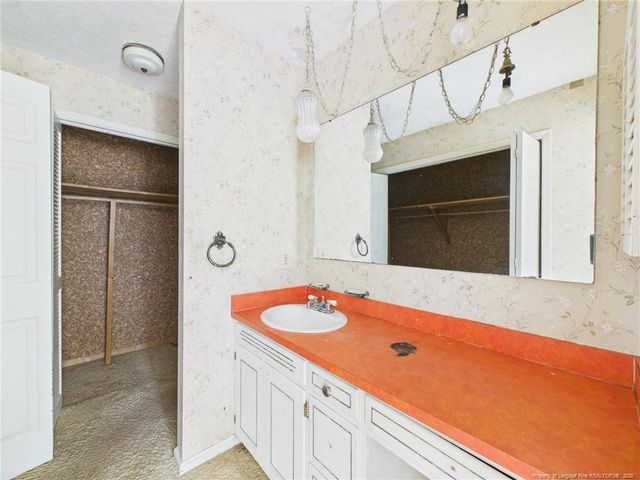 6204 Rannock Drive, Fayetteville, NC 28304