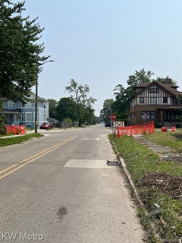 79 Tennyson Street, Highland Park, MI 48203