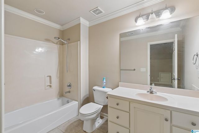 7065 LAKESIDE FARMS CIRCLE, Mccalla, AL 35111