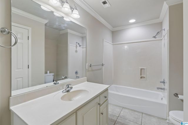 7065 LAKESIDE FARMS CIRCLE, Mccalla, AL 35111