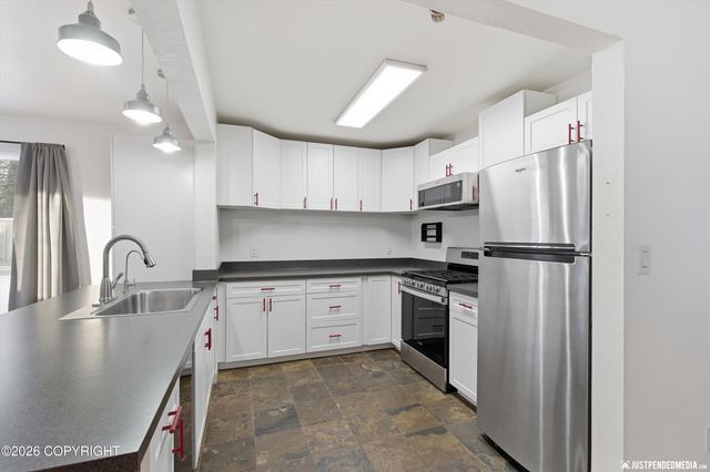 342 Park Street, Anchorage, AK 99508