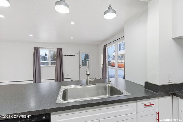 342 Park Street, Anchorage, AK 99508