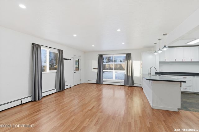 342 Park Street, Anchorage, AK 99508