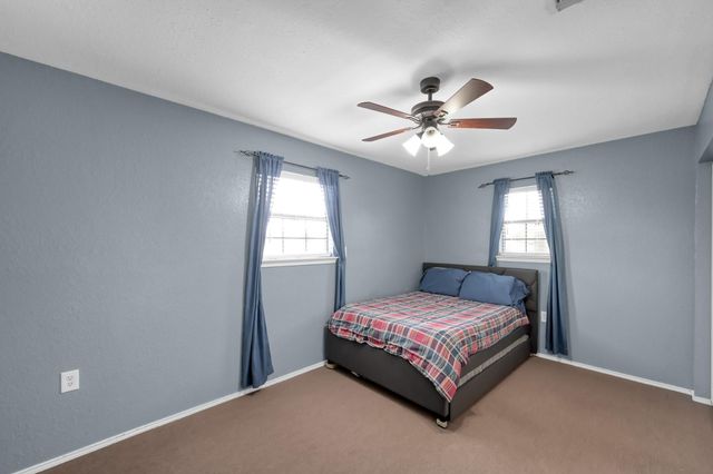 19096 County Road 669f, Alvin, TX 77511