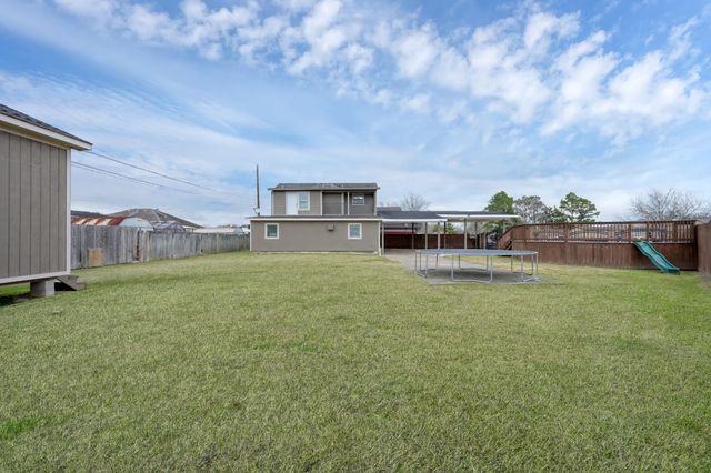 19096 County Road 669f, Alvin, TX 77511